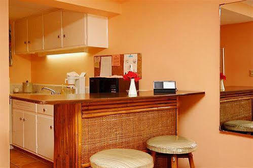 Surf Side Beach Club Mount Pleasant Екстер'єр фото